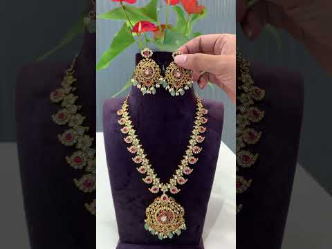 Beautiful short jadav kundan stone necklace without god Motive